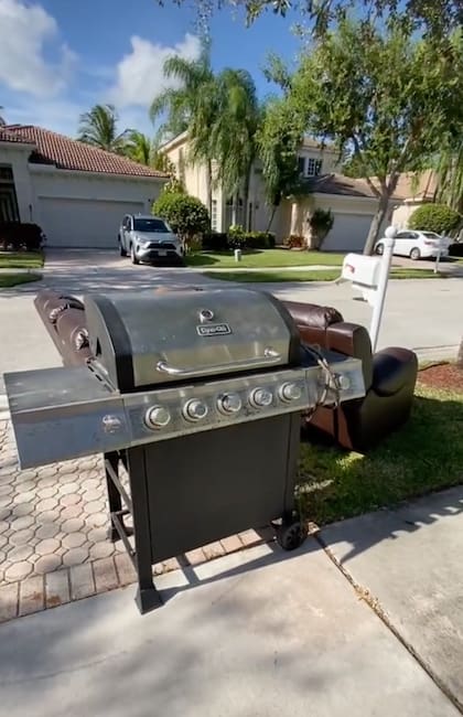 Un asador estaba entre los principales objetos de la basura