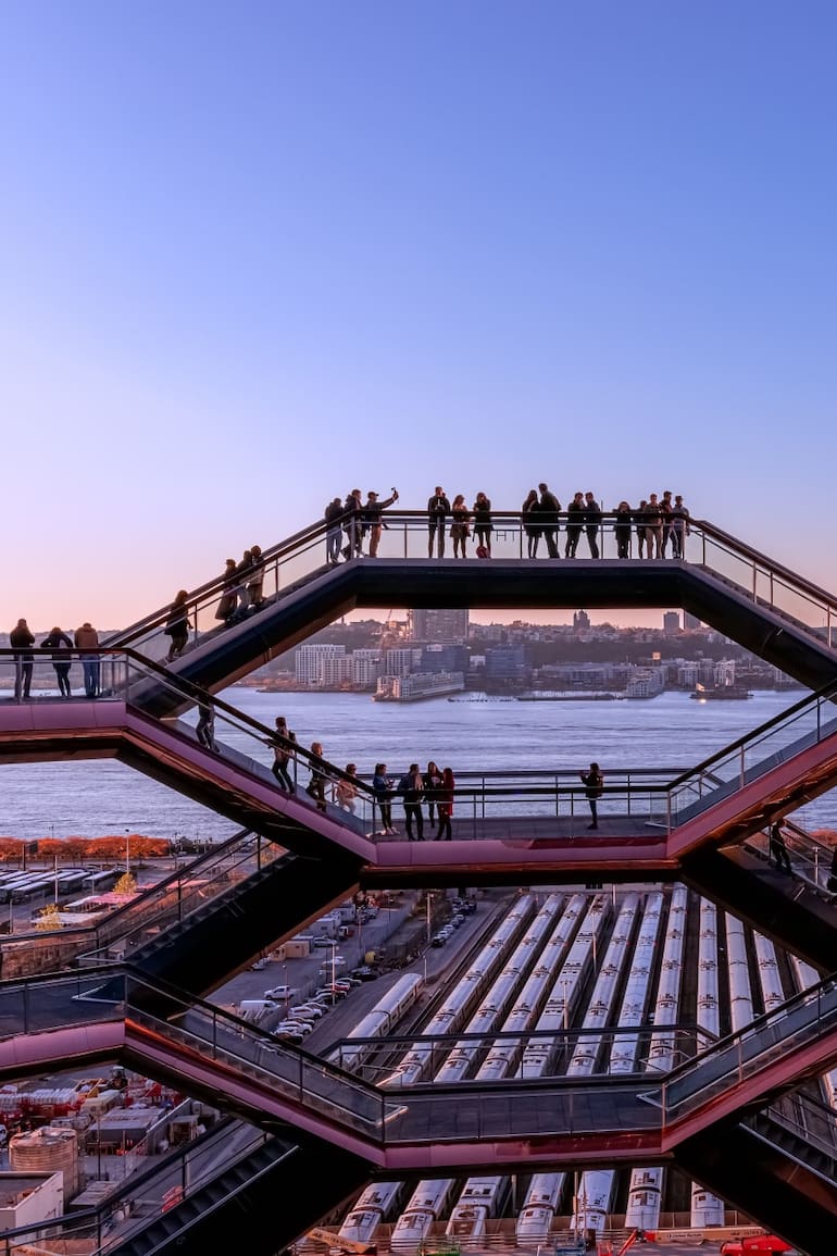 Un atardecer en Manhattan visto desde The Vessel