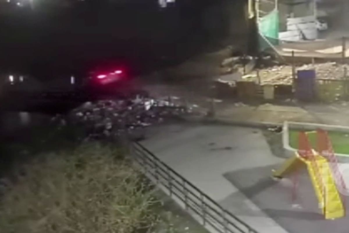 Un auto cayó al Riachuelo