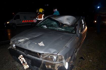Un auto chocó contra una yegua a la altura de El Pedregoso