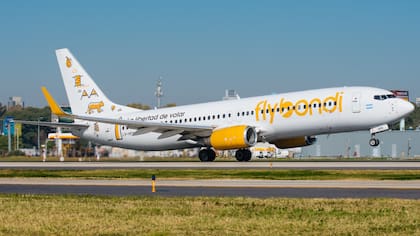 Un avión de Flybondi tuvo que volver a Buenos Aires este viernes.