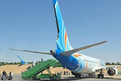 Un avión de Flydubai aterrizó de emergencia en Arabia Saudita tras un incidente entre los pilotos