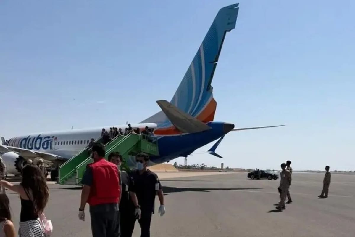 Un avión de Flydubai aterrizó de emergencia en Arabia Saudita tras un incidente entre los pilotos