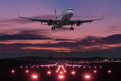 Un avión de la compañía Volaris casi impacta contra otro mientras aterrizaba en el aeropuerto de Ciudad de México