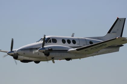 Un avión del mismo modelo del que se precipitó en Uruguay