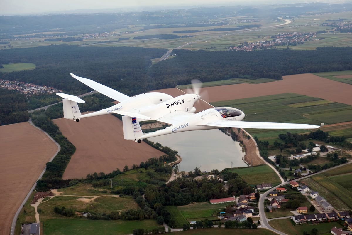 Un avión prototipo de la firma alemana H2FLY. Tiene un motor eléctrico alimentado por una celda de hidrógeno líquido