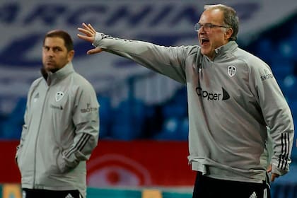 Un Bielsa auténtico, viviendo los partidos a pura adrenalina.