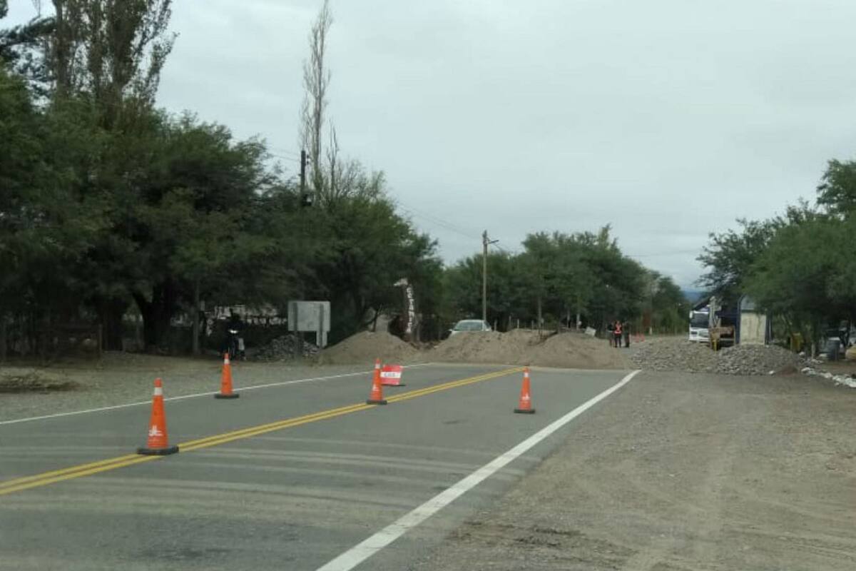 Un bloqueo sobre la ruta 40 en Fuerte Quemado, Catamarca