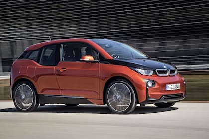 El BMW i3 fue uno de los primeros modelos en dejar de incluir radio AM en su equipamiento.