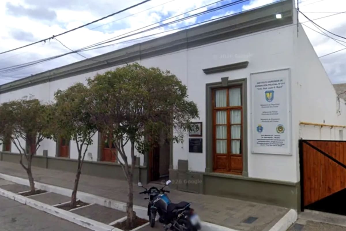Un cadete de la Policía de Chubut está en terapia intensiva: la Justicia investiga y abren un sumario interno