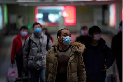 Un cambio en el método del conteo desató una fuerte alerta en el número de muertos e infectados por el coronavirus en China.