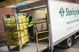 Un camión de la multinacional norteamericana Stericycle