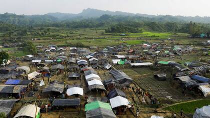 Un campo de refugiados recientemente construido en Unchiprang cerca de la ciudad fronteriza de Teknaf, Bangladesh