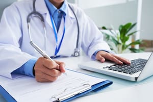 Un cardiólogo puede llegar a ganar medio millón de dólares anuales en Miami