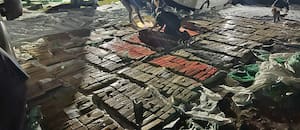 Los 1345 kilos de marihuana que pusieron al descubierto la "vida narco" de un comisario