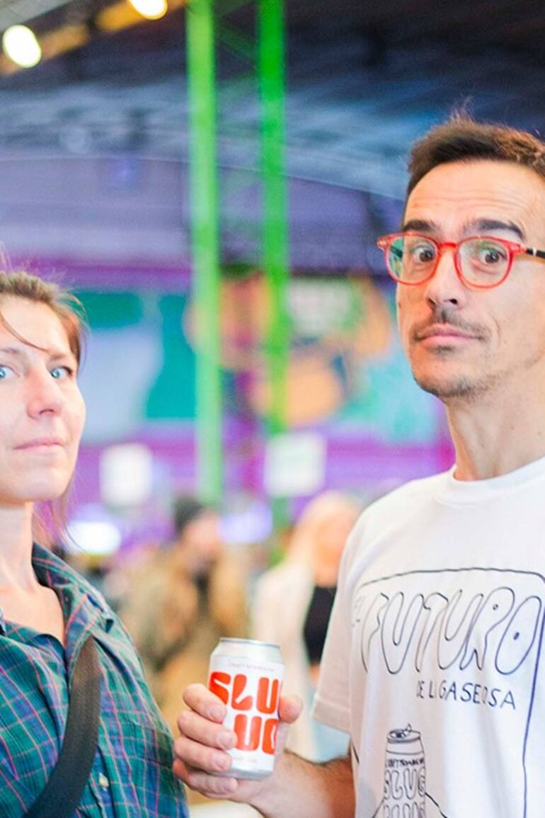 Un "celestino" los presentó y crearon más que una pareja