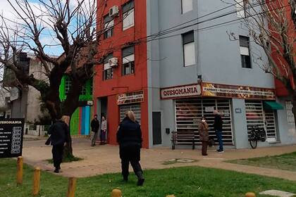 Un chico de 12 años cayó desde la terraza de un edificio en La Plata cuando grababa un video para TikTok