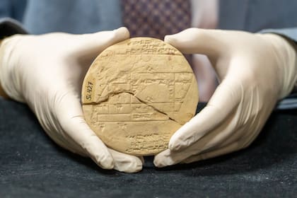 Un científico descubrió el ejemplo más antiguo de geometría aplicada que se encuentra impreso en una antigua tabla de arcilla babilónica de 3700 años de antigüedad