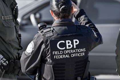 Un ciudadano guatemalteco intentó ingresar ilegalmente a Estados Unidos en una ambulancia