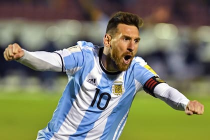Un clásico: grito de gol de Messi, capitán de un sueño renovado para la selección