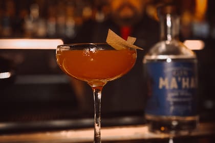 Un cóctel con sello patagónico creado por Federico Cuco con gin Ma´Hai