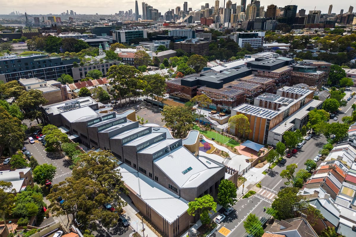 Un colegio público fue elegido como el mejor edificio del mundo por un premio de arquitectura
