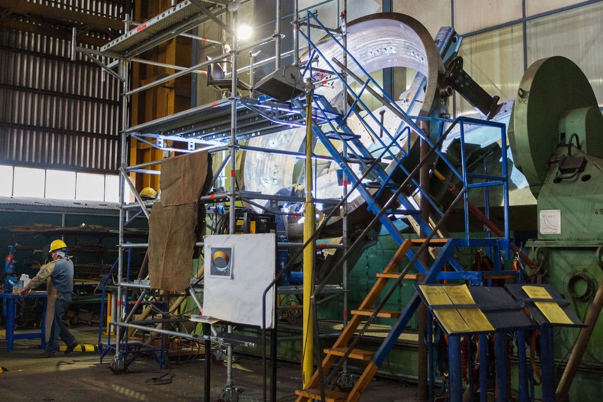 Un collar del tubo del reactor, en la planta de Mendoza