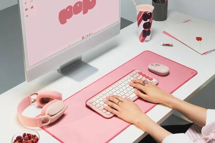 Un combo de teclado y mouse POP Icon Keys de Logitech