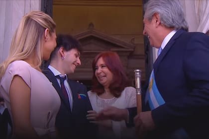 Un comentario de Estanislao Fernández hizo estallar de risa a Cristina Kirchner a la salida del Congreso