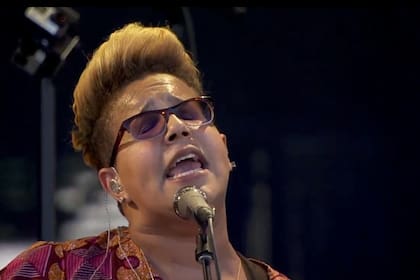 Un concierto que dio Alabama Shakes hace unos años abrió esta edición virtual de Lollapalooza