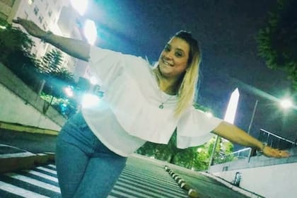 "Todavía no caigo de esta triste noticia... Te voy a extrañar", despidió una amiga a la víctima en la red social Facebook