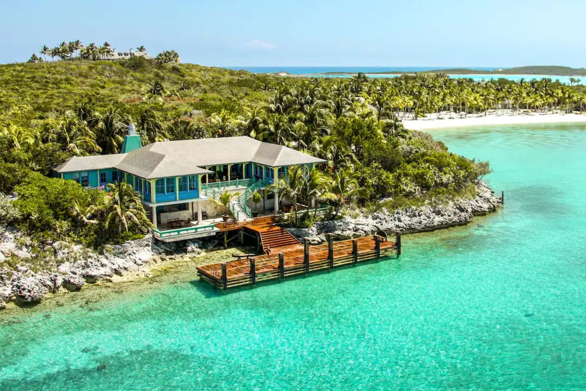 Un conjunto de cinco propiedades en una isla privada en Bahamas es el alojamiento más exclusivo de Airbnb