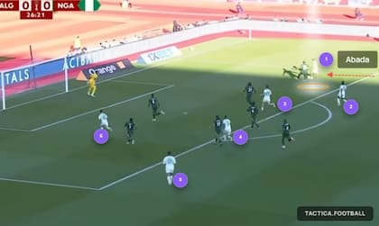 Un contraataque con respaldo de 6 jugaodres de Argelia frente a Nigeria