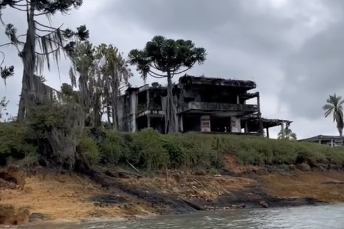 Un creador de contenido mostró la antigua mansión de Pablo Escobar y la visitó por dentro