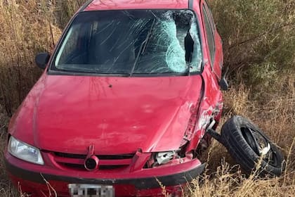 Un efectivo policial que presta servicios como custodio de la vicegobernadora de Mendoza, Hebe Casado, fue imputado el lunes tras un fatal choque que protagonizó el domingo por la mañana