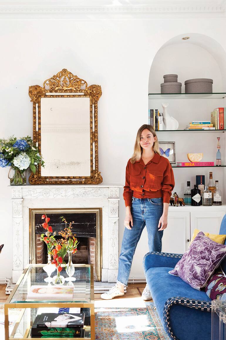 Un departamento ecléctico, decorado por una joven pareja de argentinos que decidió instalarse en Madrid para empezar a construir su propio relato.