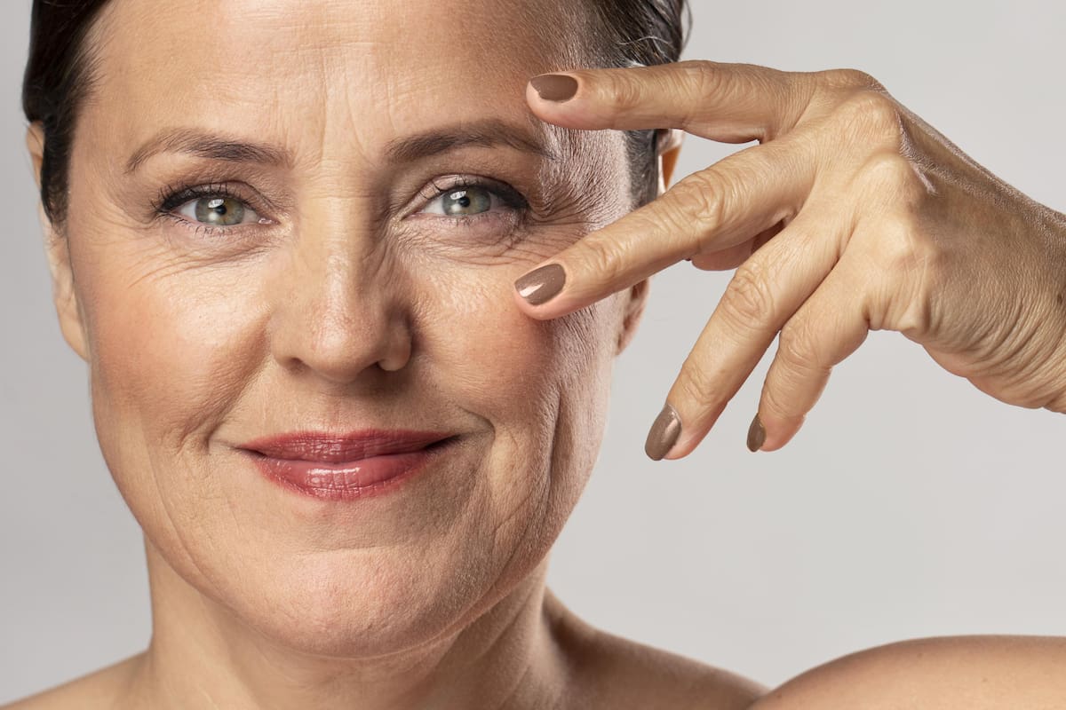 Un dermatólogo revela los factores claves para prevenir la perdida de colágeno