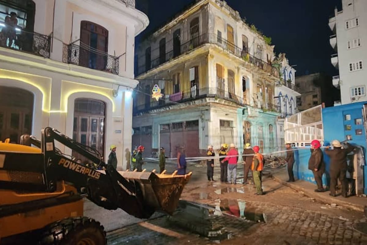 Un derrumbe de un edificio en La Habana, Cuba, dejó un muerto y varios heridos; hay desaparecidos. (Foto: @lazarito89sitvc en X).