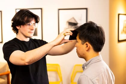 Un desarrollo de la universidad de Washington permite usar un componente interno del celular, el termistor, para medir la temperatura corporal de una persona