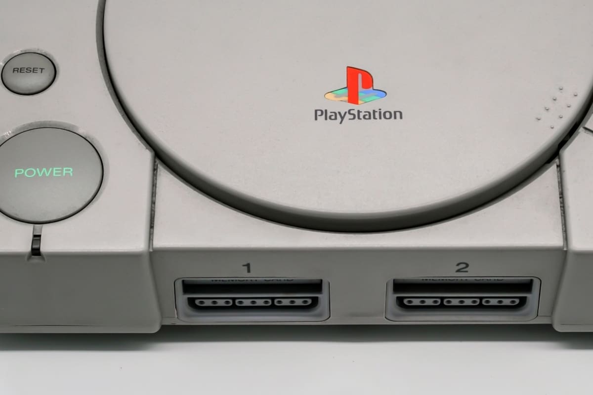Un detalle de la primera PlayStation