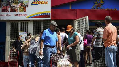 Venezuela cerró el 2017 con una inflación de 2616% pero para Nicolás Maduro no hay crisis