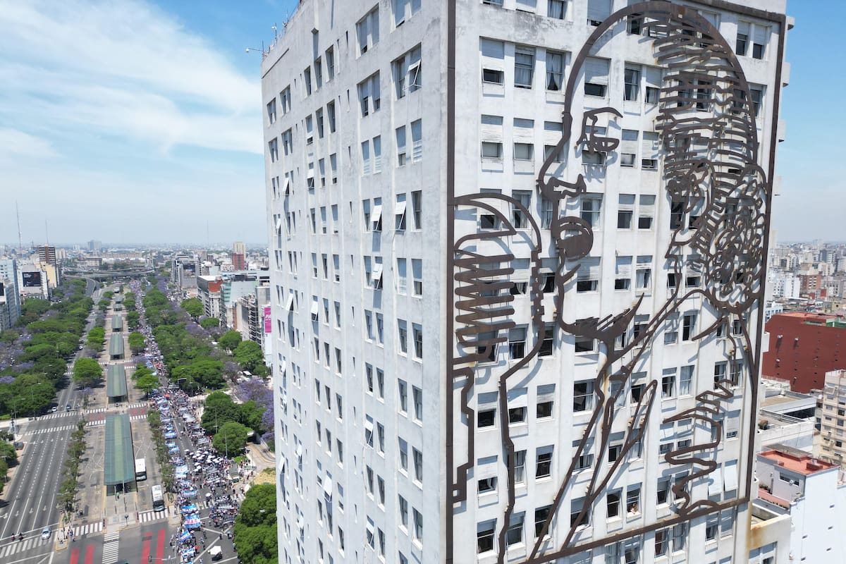 Un disfuncional edificio que constituye un desafío al sentido común