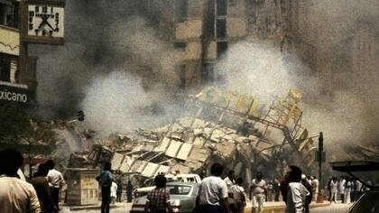 Un edificio colapsado luego del terremoto de 1985