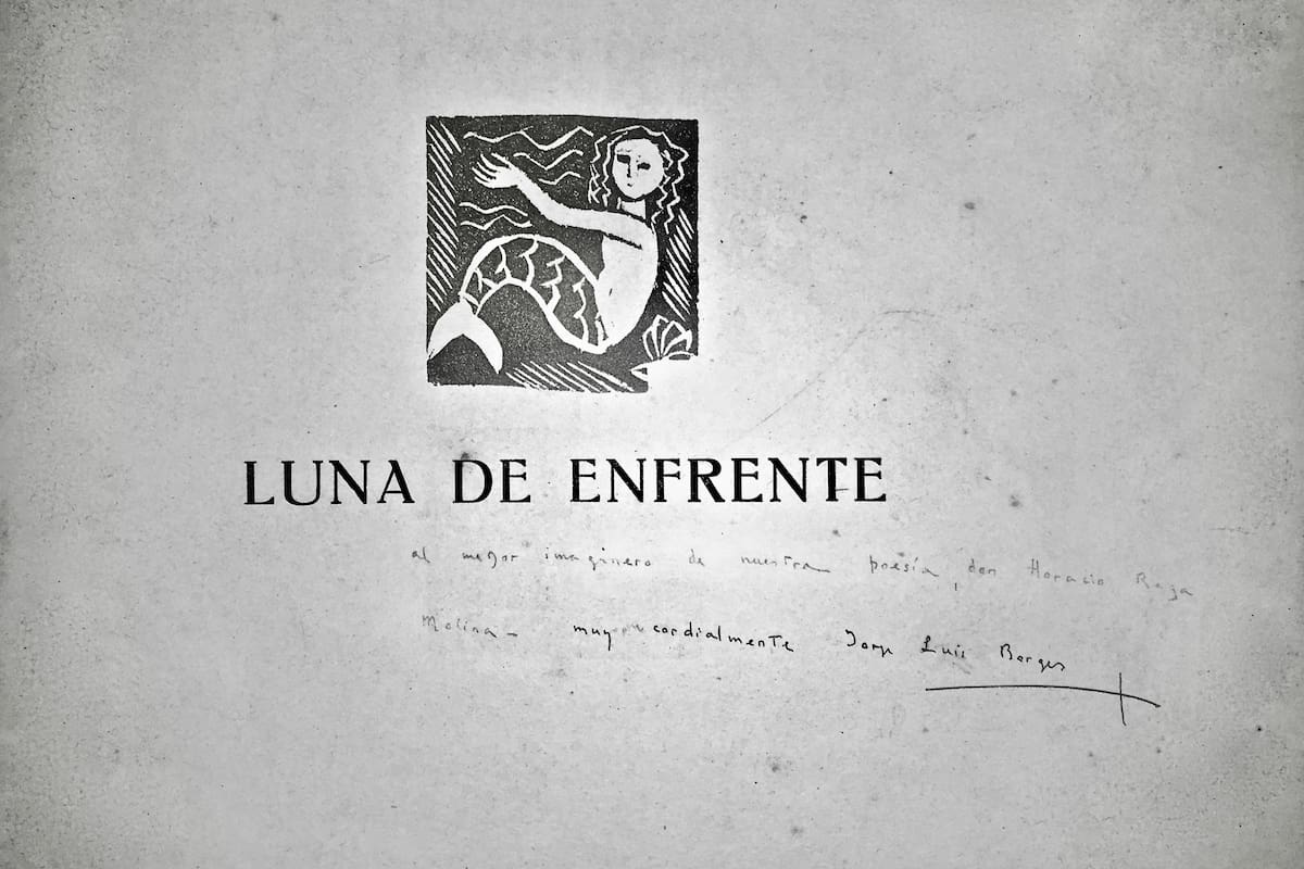 Un ejemplar de "Luna de enfrente", dedicado por Borges a su amigo Horacio Rega Molina, en venta en California