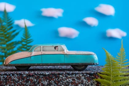 Un ejemplo clásico de la ilusión de frecuencia es cuando comienzas de repente a ver numerosos autos de un modelo o color en un momento en el que a lo mejor estás planteándote comprar un vehículo