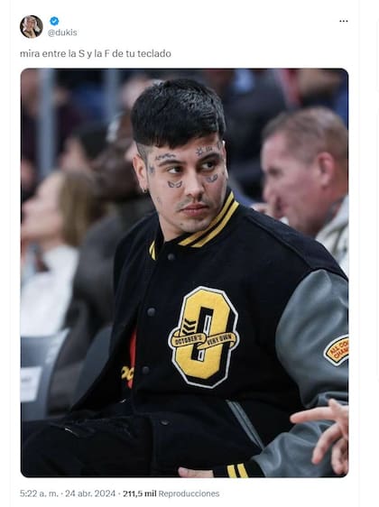 Un ejemplo del meme del teclado; en este caso, la tecla que está entre la S y la F es la D (de Duki)
