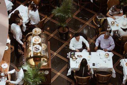 Un empleado consultó por el cobro de las horas extra y la respuesta del jefe indignó a todos