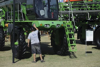 Un empresario invierte pensando en el mejor funcionamiento de su empresa