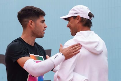 Un encuentro entre Carlos Alcaraz y Rafa Nadal durante el Masters 1000 de Madrid
