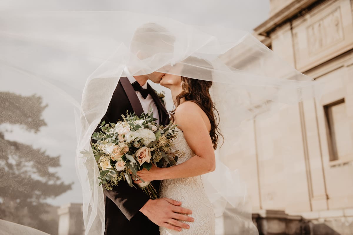 Un equipo de científicos determinó cuál es la edad ideal para contraer matrimonio